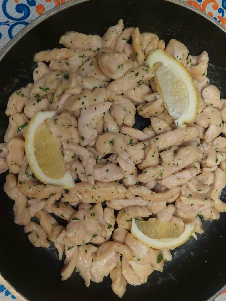 Straccetti di pollo al limone