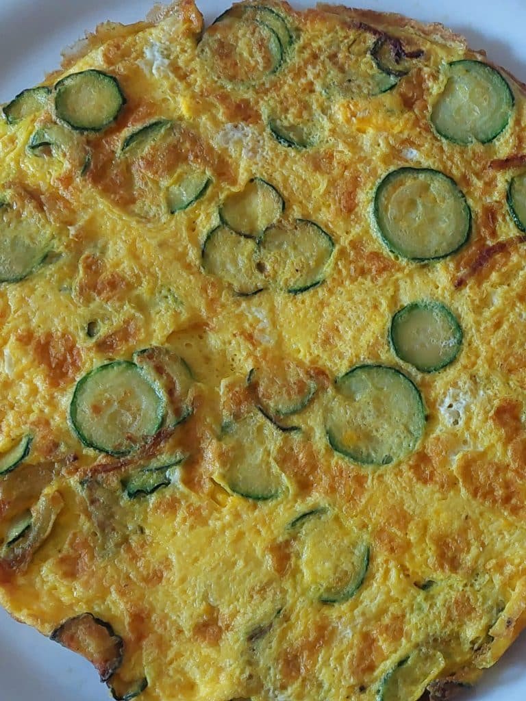 Frittata con Zucchine e Cipolle – Semplice e Gustosa