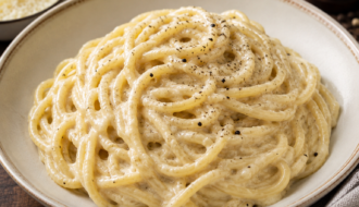 cacio e pepe cremosa